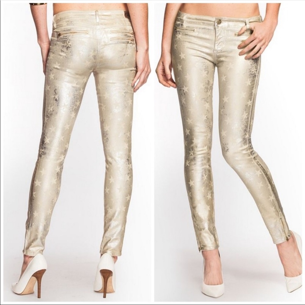 GUESS Metallic Gold Star-Print Skinny Jeans